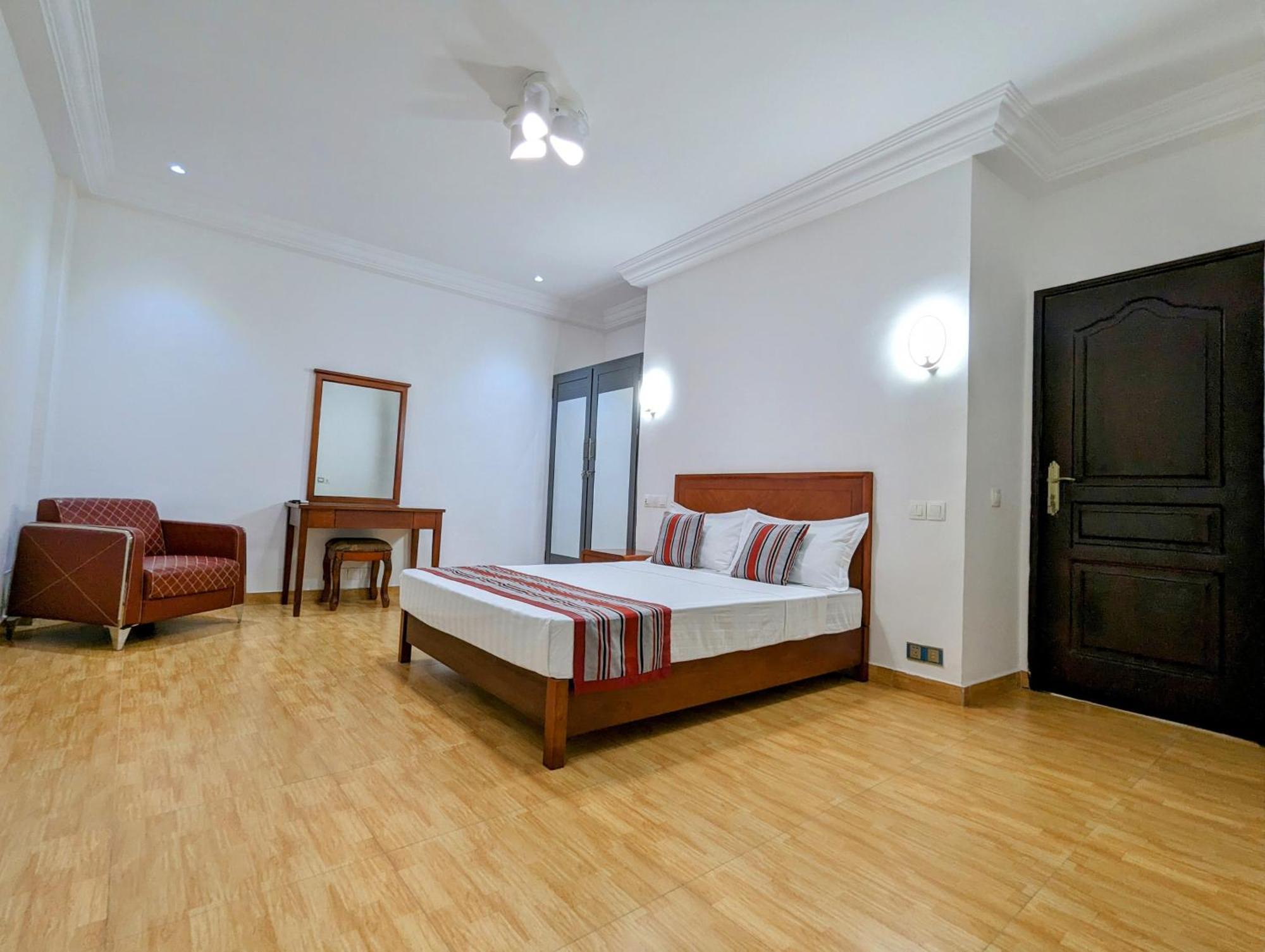 Les Ombrelles Appart'Hotel Cotonou Exterior photo
